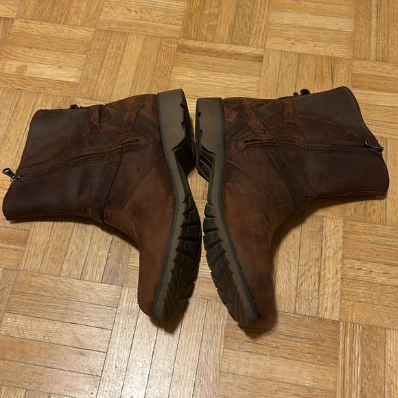 Teva - Picture 2 of 15